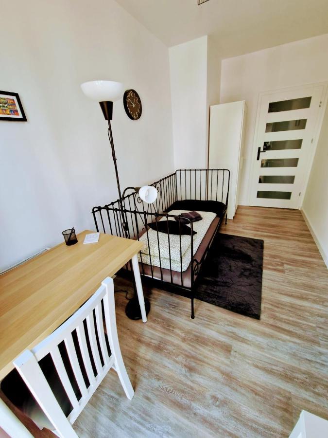 Apartament Starolecka Warta Residence Parking Included Poznan Bagian luar foto